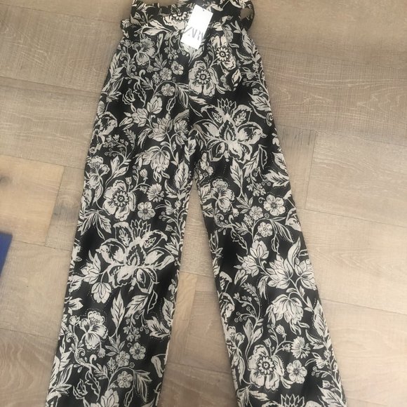 Zara Printed Floral Pants - Picture 2 of 4